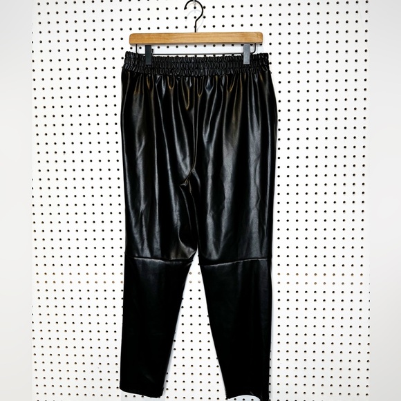 Fabletics | Vegan Leather High-Waisted Pant in Black, Faux Leather Sz. L - Picture 3 of 8